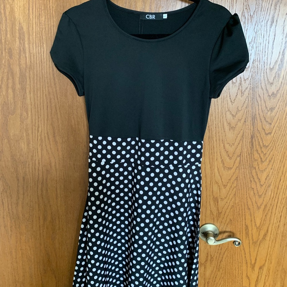 Black and white polka dot dress. - Picture 1 of 6